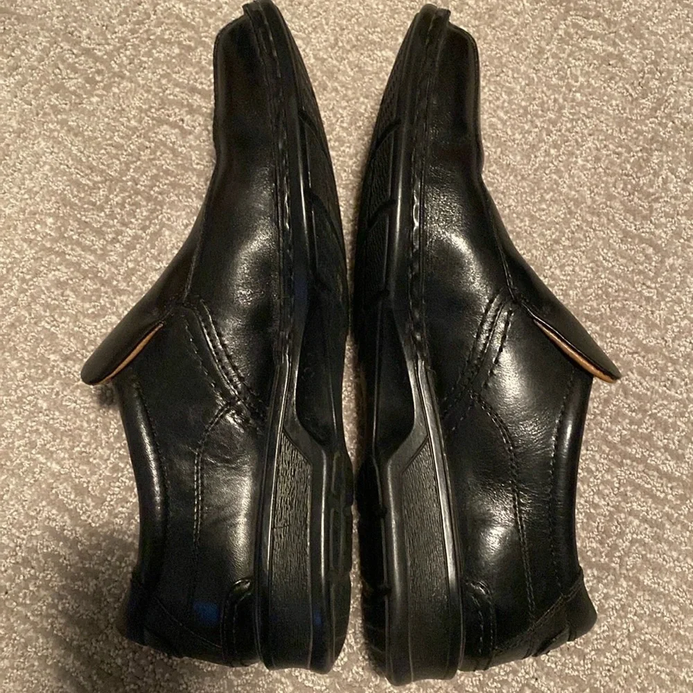 Clarks Men's 11.5 Leather slip-on Loafers Black comfort classic office Simple
